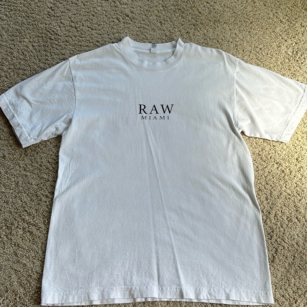TSHIRT